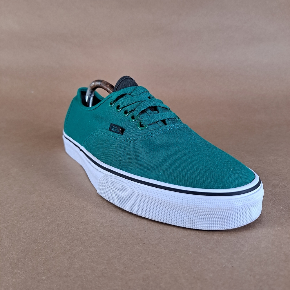 Vans Off The Wall Classics Green/Gum Sole Shoes - Picture 2 of 9